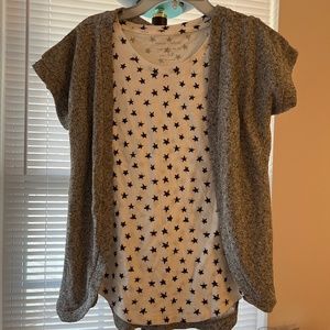 Girls plus cocoon sweater 2 piece with tee large